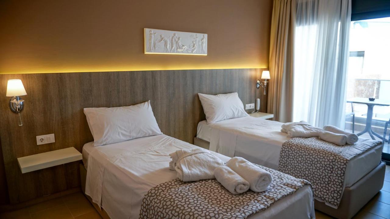 Agnes Deluxe Hotel Pefkochori Exterior photo